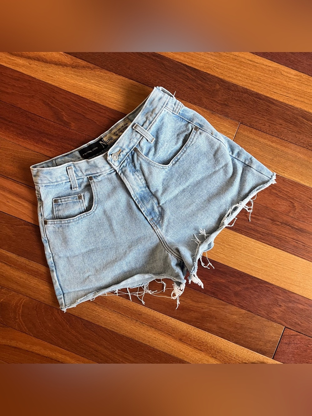 VINTAGE CUT OFF SHORTS - Picture 2 of 7